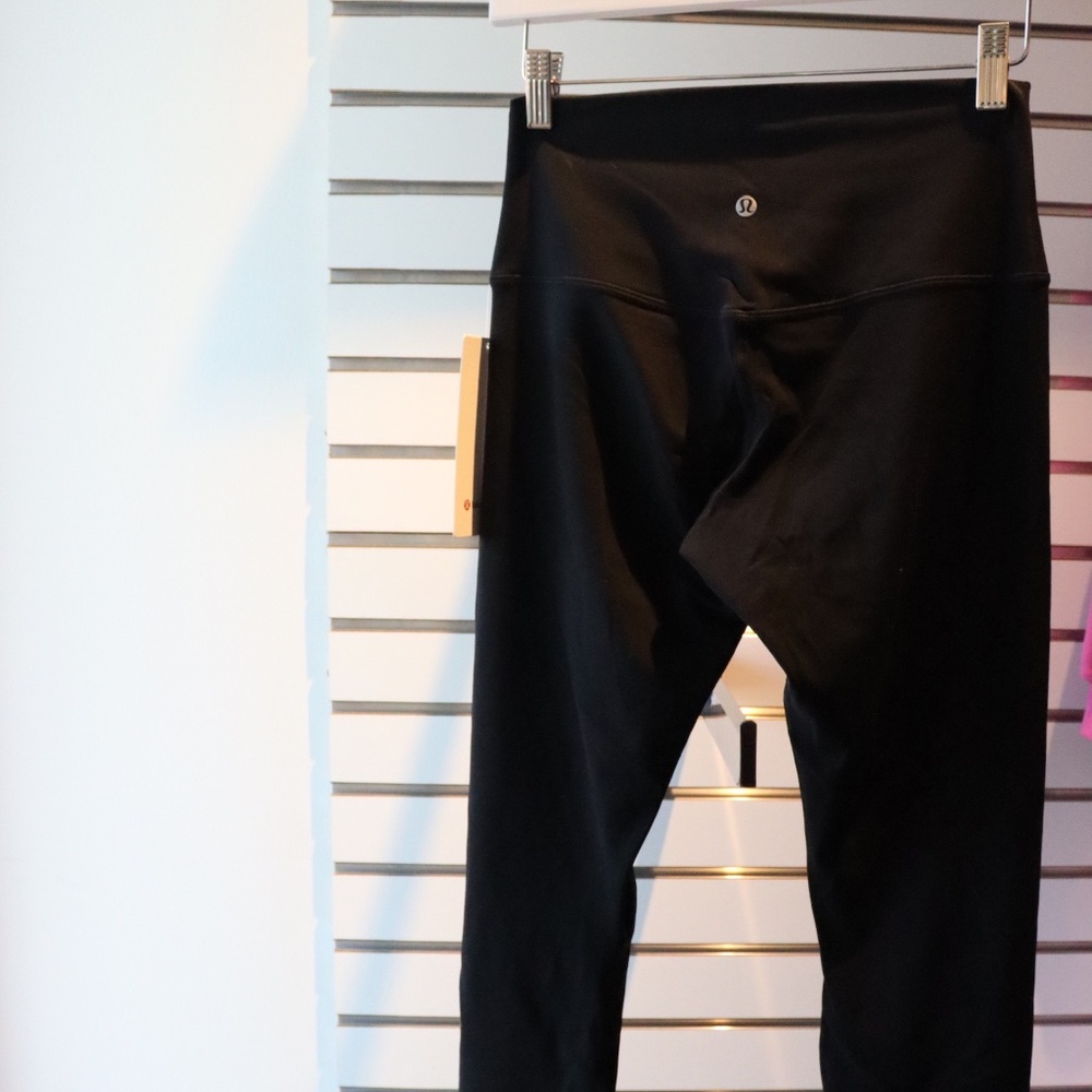 Align Floral Circle P Leggings - Picture 4 of 4